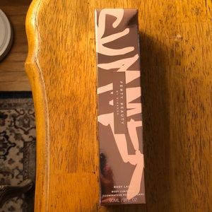 Fenty Beauty Body Lava Body Luminizer Cognac Candy